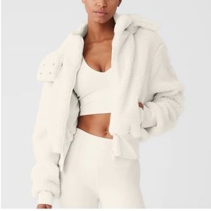 Alo Foxy Sherpa Jacket - Ivory